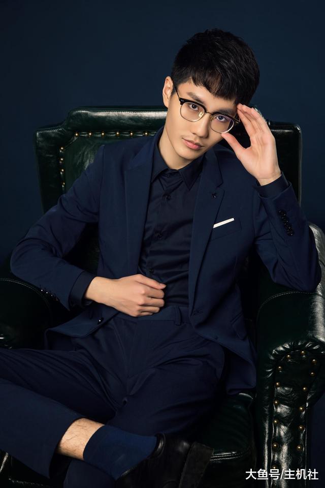 刺激主播人气碾压王者? 虎牙奇怪君人气上涨堪比不求人!