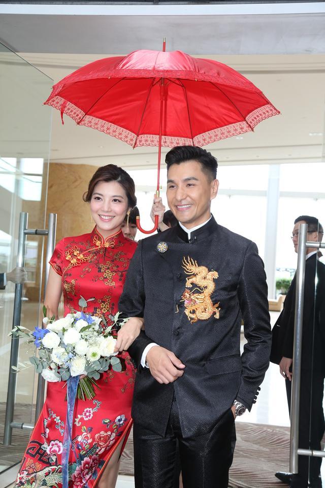 陈展鹏婚后一个月宣布老婆有喜,承认奉子成婚:baby is coming