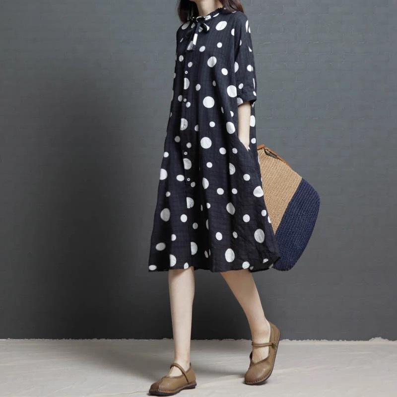 女人尽量不要穿黑裤子!瞅瞅下面女人怎么穿,一