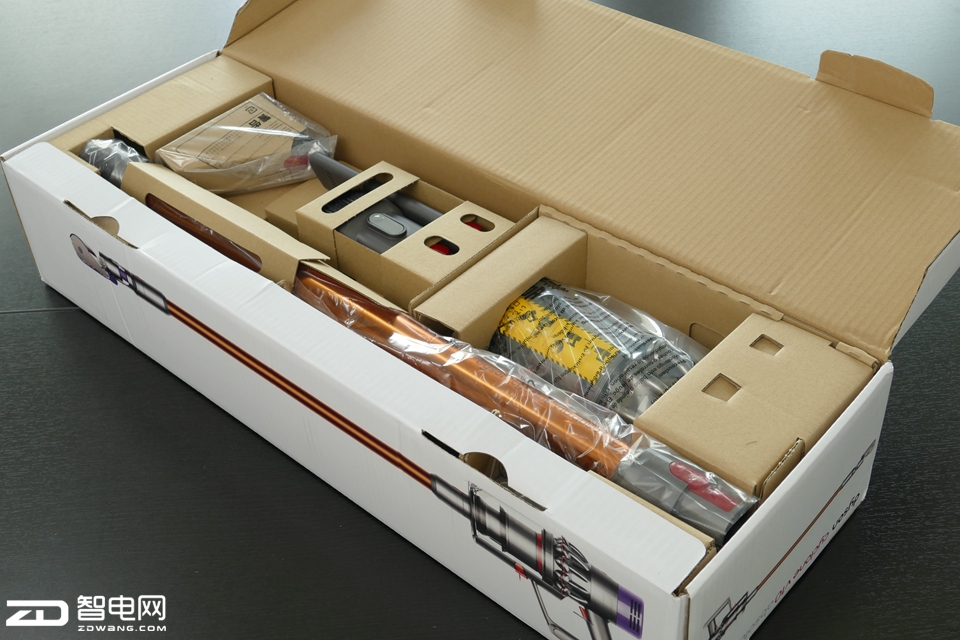 一次趋于完美的进化 戴森v10 absolute无绳吸尘器评测