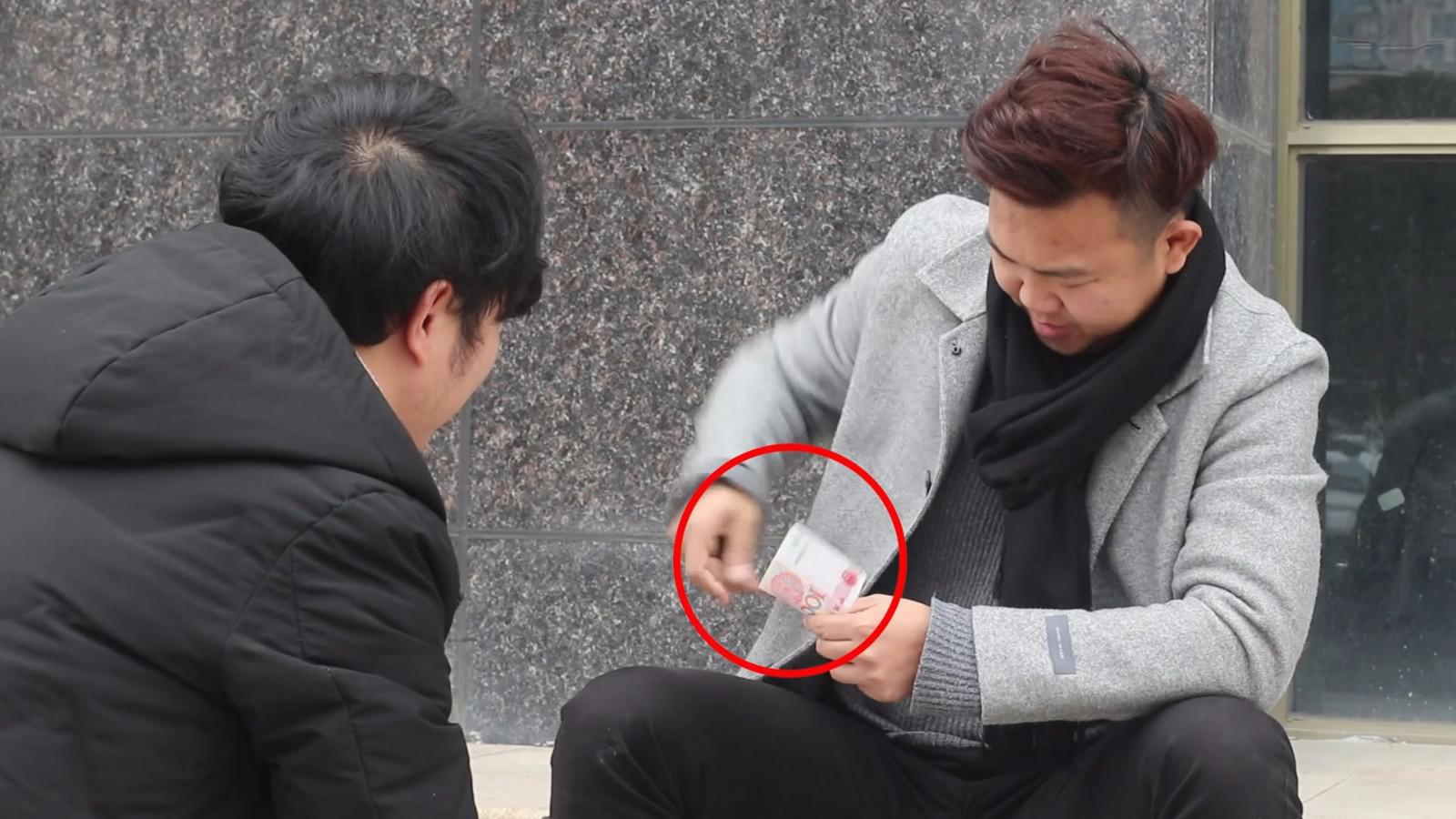 街头象棋骗局,骗子让你上当受骗后还沾沾自喜!