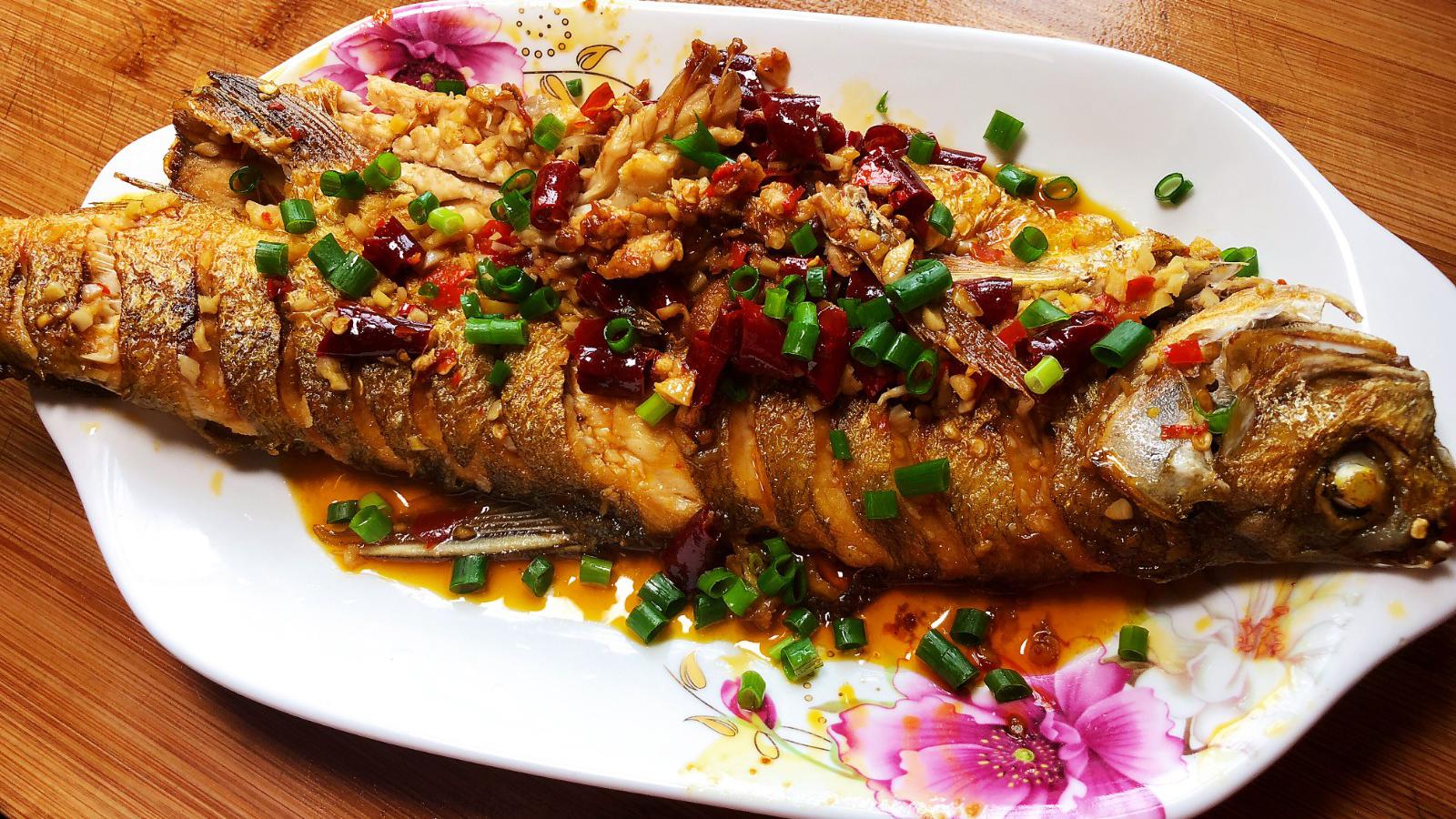 做了20年的红烧鱼做法,鱼肉鲜香,比红烧肉好吃,小孩都抢着吃