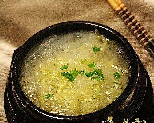 35种猪大骨汤做法,喜欢做汤的可以学着做|材料|猪骨汤|猪骨头_新浪新