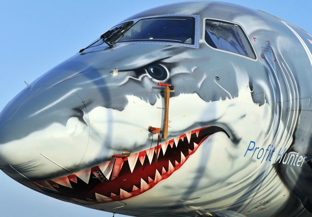 美国大鲨鱼飞机图片