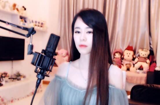 yy雨熙与神豪小灰哥有何关系 雨熙周年庆收礼160万小灰哥来还