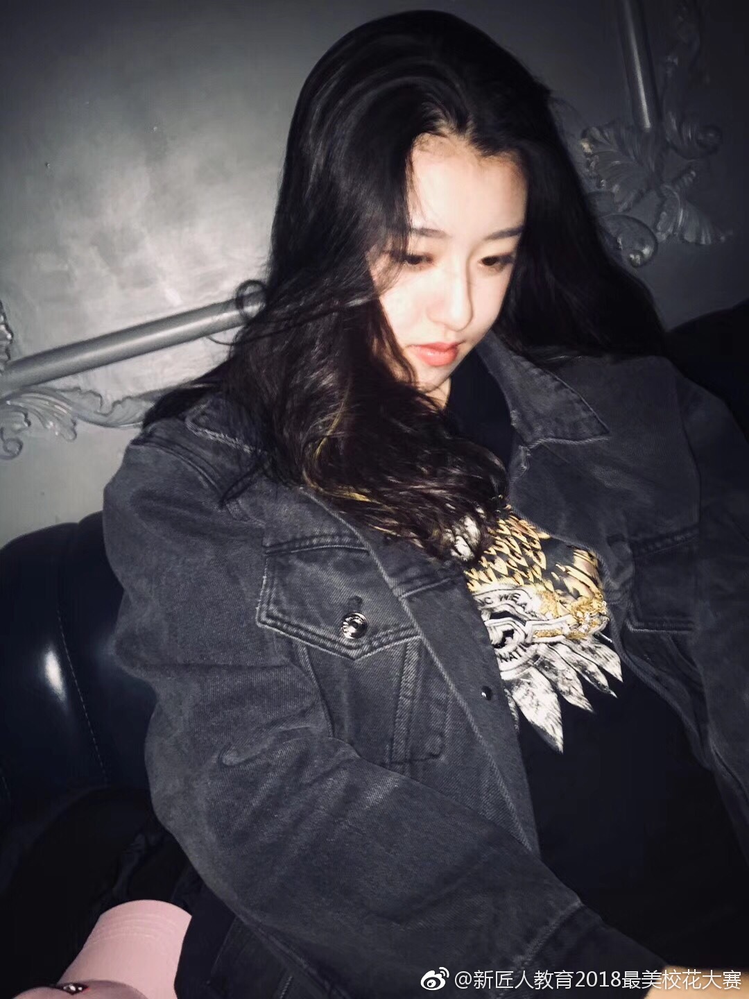 微博:@a-国民女神经的窝  王静晗长春建筑学院 工商管理专业年龄:19.