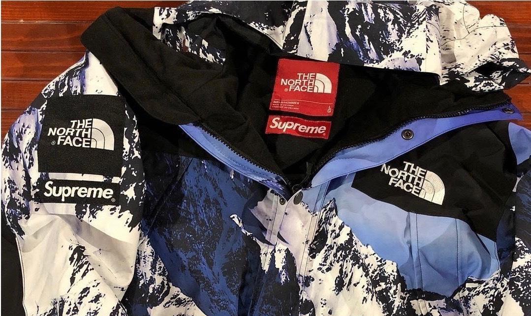 最适合冬天穿的联名, 也是十周年联名, supreme x tnf 雪山系列