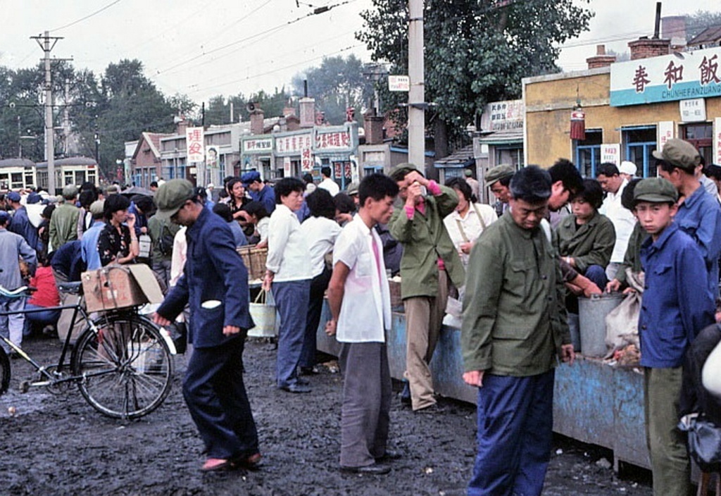 老照片来看1983年的吉林长春