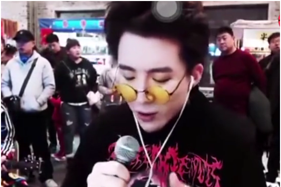 网红与演员的差距,张云雷与刘宇宁两个版本的