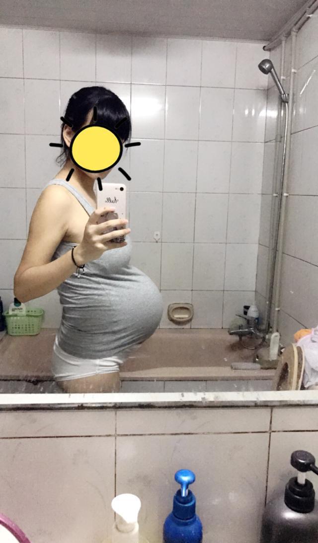 然后我就在各个领域找,男孩的征兆,有以下几点:1怀孕初期孕吐严重是