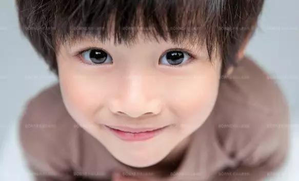 父母最常见8大育儿硬伤,数第6个杀伤面积最广,连小时候的自己都躺枪了