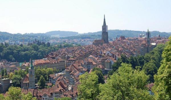 世界十大最有钱国家 原来这个国家的人这么有