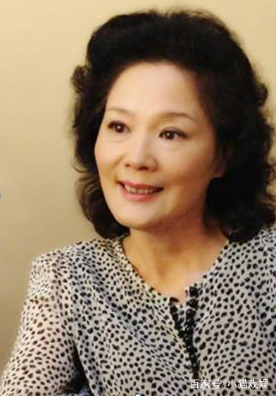 国家一级演员因容貌丑陋竟被北电录取,今嫁德国大亨坐拥私人酒庄|杨青