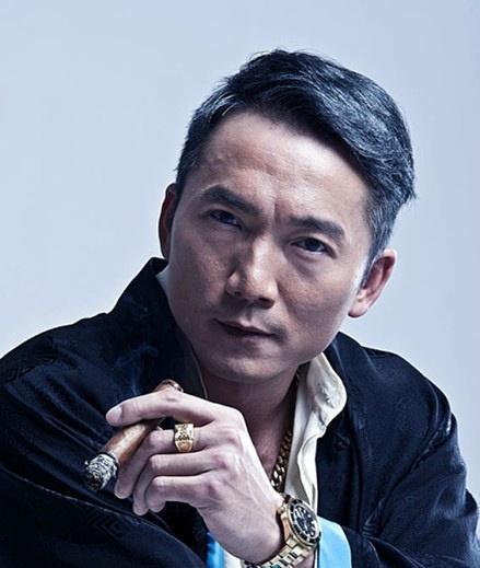 他是揍过无数大腕的功夫高手, 洪家班唯一承认的强打巨星|邹兆龙