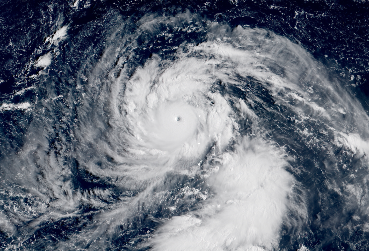 越美丽越危险气象卫星云图上的超强台风飞燕