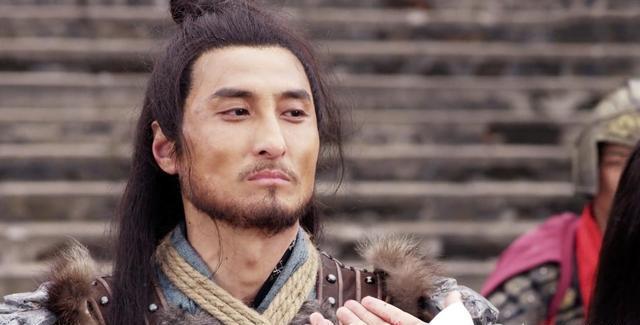 为何单雄信临死前只喝了程咬金的酒,揭示了人性的丑恶?