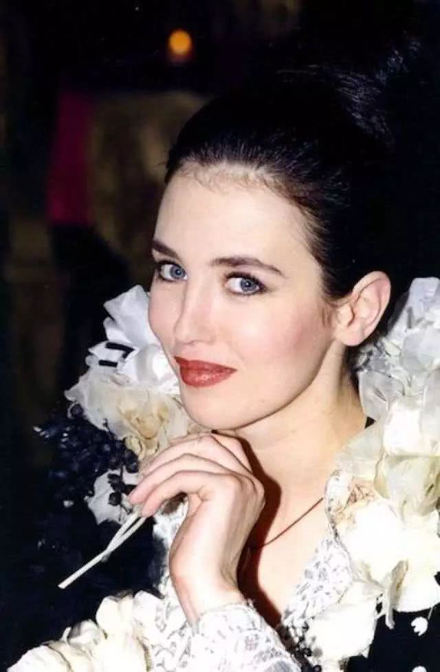 伊莎贝尔·阿佳妮|阿佳妮|阿黛尔·雨果的故事_新浪新闻