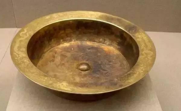 花丝镂空金盒玉盂万历皇帝玉带龙纹金漱盂黄金酒壶明神宗乌纱翼善冠