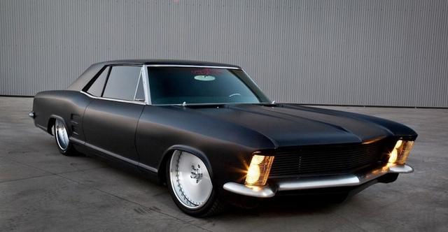 壮士暮年!1963款老别克riviera正装出席!