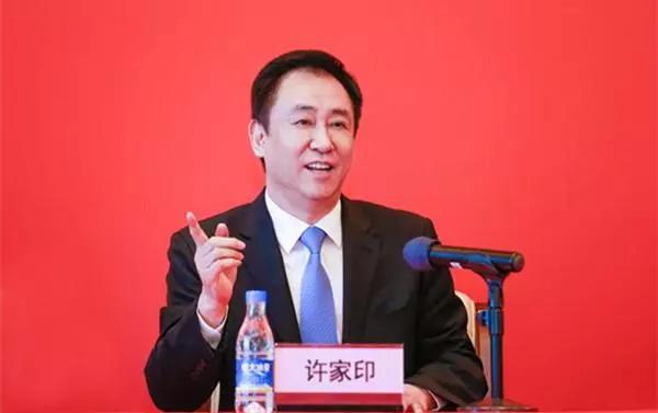 中国足球大突破!中超青年军海外夺冠,欧洲球探