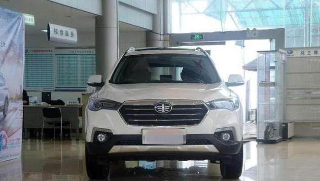 奔腾x80早在2013年就上市了,这几年都在不断进步,这款suv真是国产中