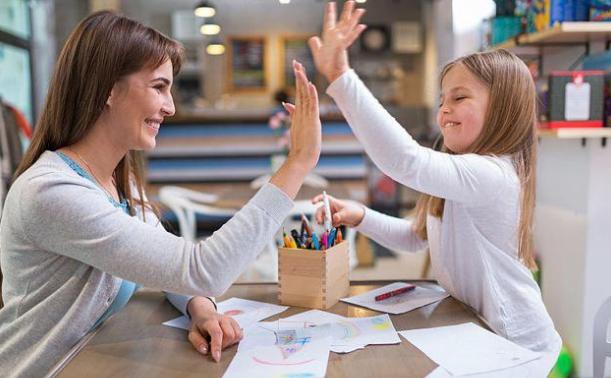 妈妈在平时教育孩子当中有这三个做法的话,孩子长大后肯定有出息