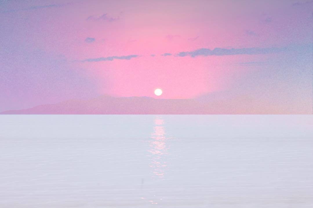 柏林摄影师navinakhatib拍摄了一组粉色的天空