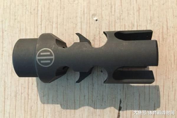 刺激战场大神晒出来最新版枪口补偿器菜鸟只能花钱买