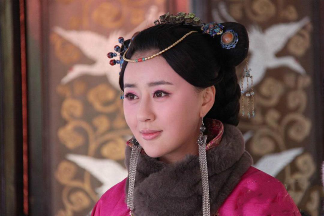 她是乾隆早期宠妃,貌美如花,从未踏入后宫半步依然被封为皇贵妃|哲悯