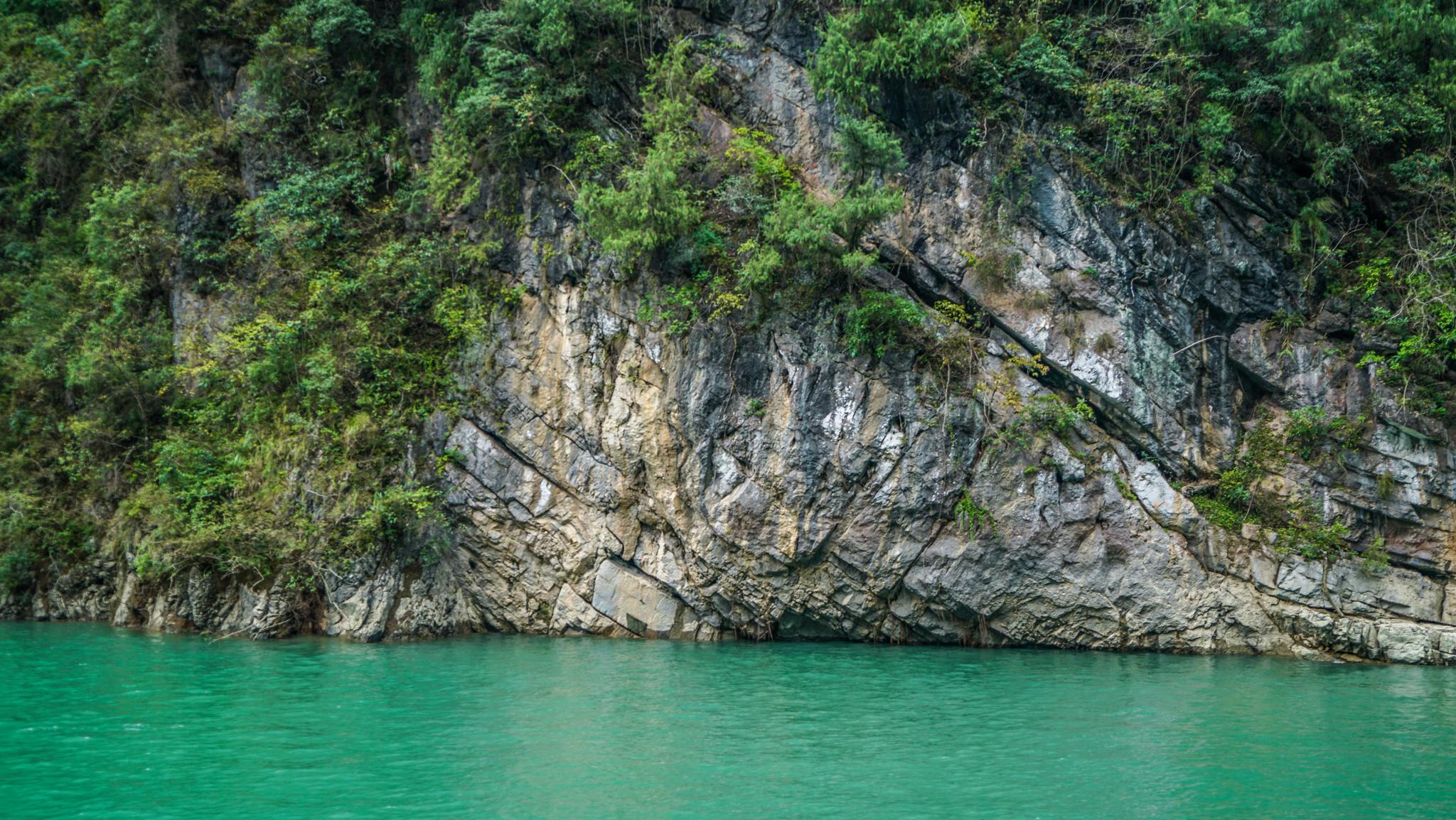 探秘横跨黔渝两省的长江上游南岸最大支流是如何震慑人心呢