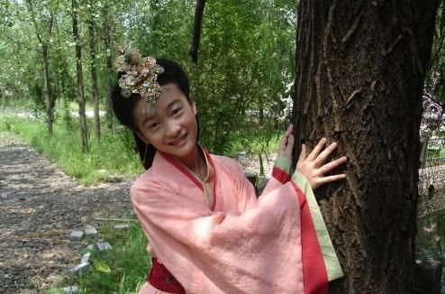 她错失机会始终没红剧中张雪迎饰演的是童年时期略有任性的"馆陶公主"