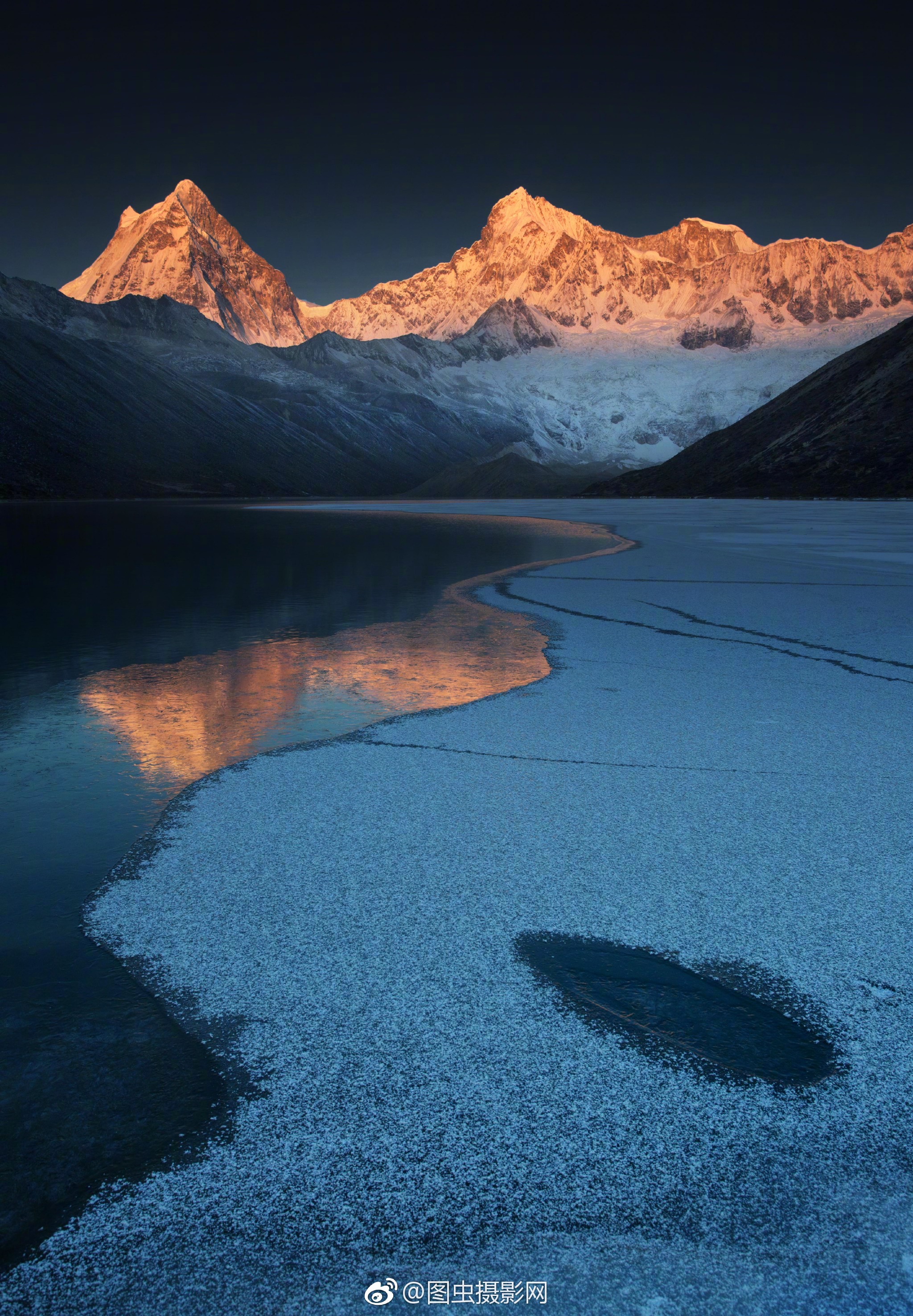 图虫携手 作为 征稿平台,欢迎各位摄影师参赛投稿,22万大奖等你拿