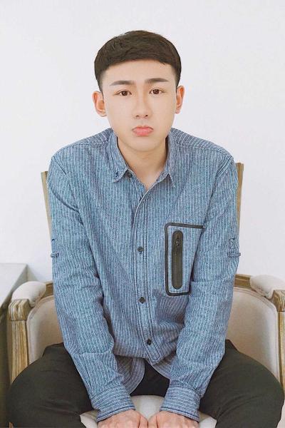 曾俊凯 1996.5.21 唱歌主持