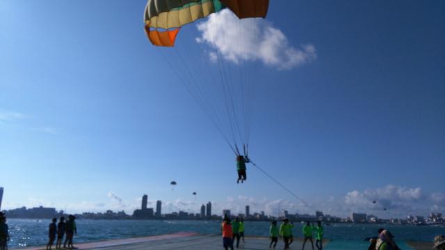 芭堤雅之格兰岛月光岛