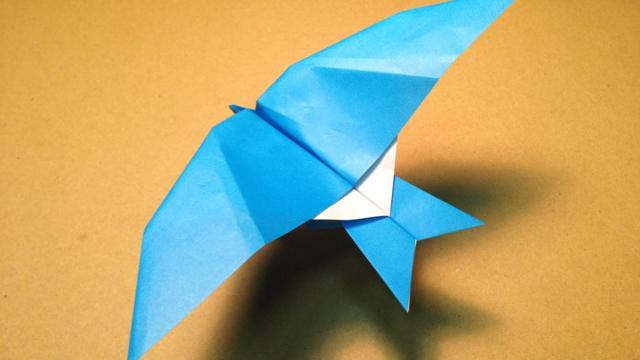 几乎没人会折的"燕式纸飞机",掌握好技巧能飞非常远