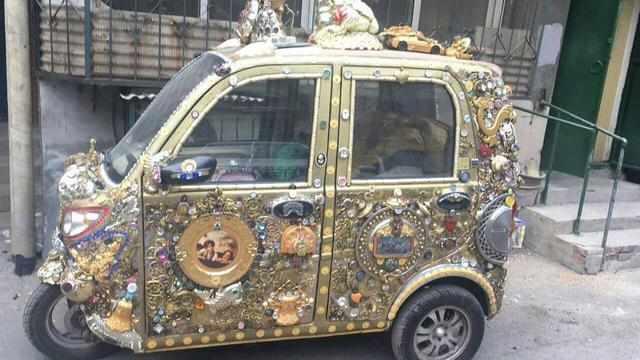 "地主"家的豪华三轮车, 迈巴赫见了都得"认怂"