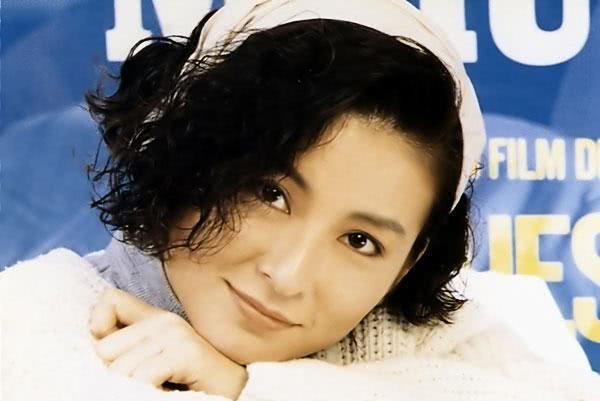 曾经娱乐圈的风云人物,如今收入惨淡,她最穷时身上只有两千元