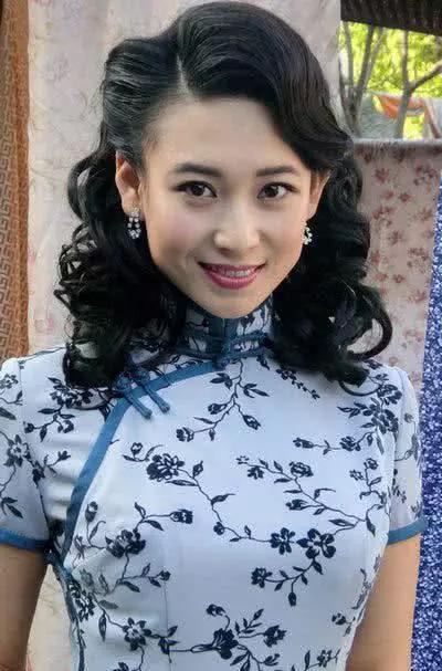 之后宁丹琳也是拍过多部作品,但是没有人知道,如今已容貌大变,脸部没