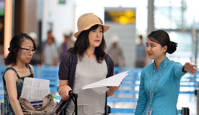 为什么越南导游多是女人而非男人?去过的人:服务周到出乎想象