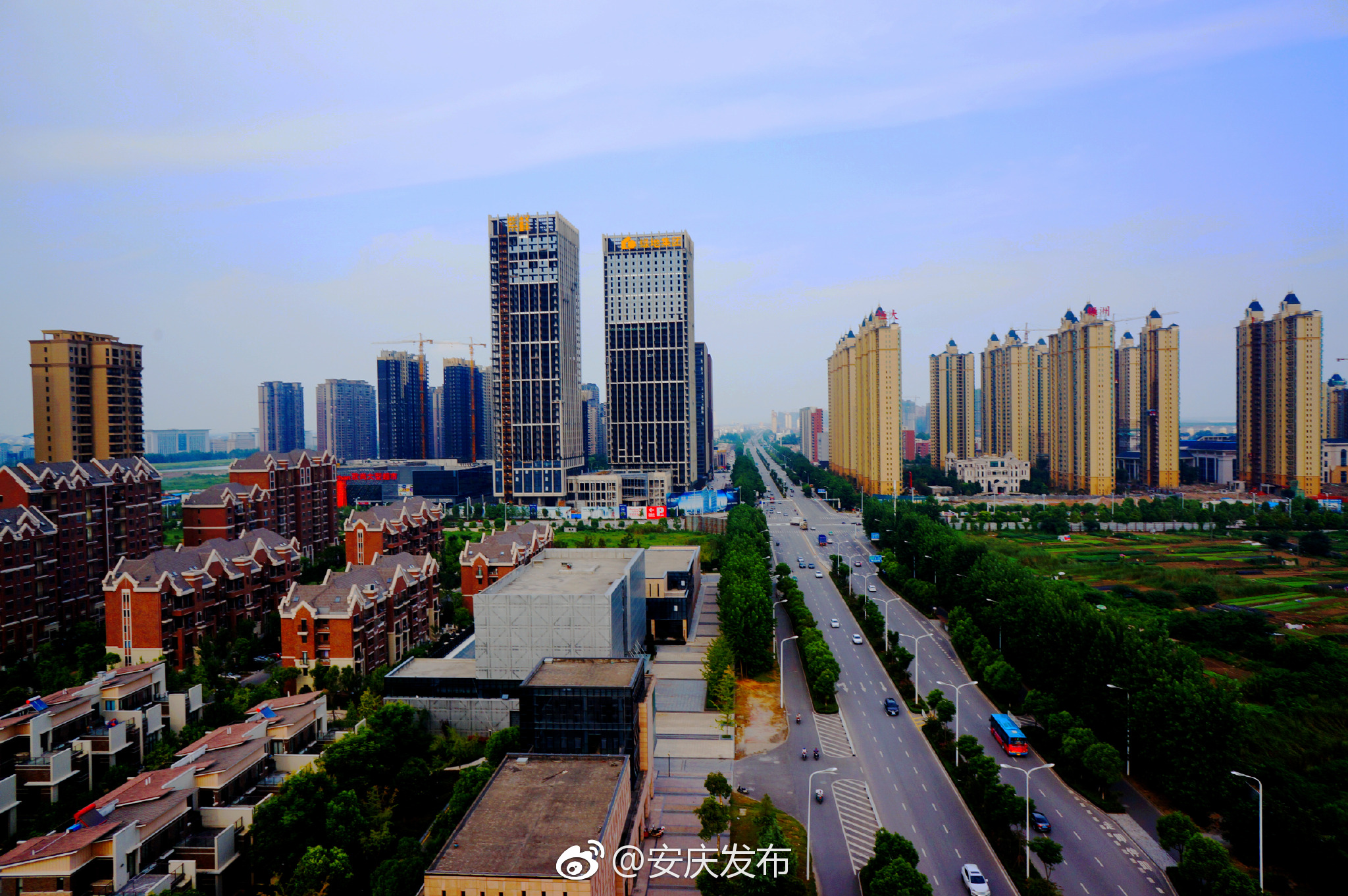 安庆#在今年全市大安全工作领导小组2018年第二次会议中,东部新城重点