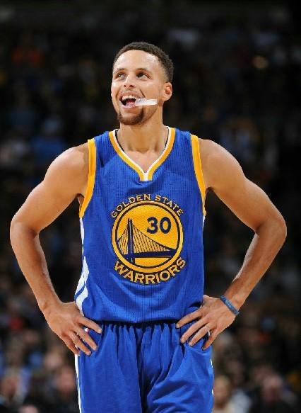 nba库里,你看他帅吗?