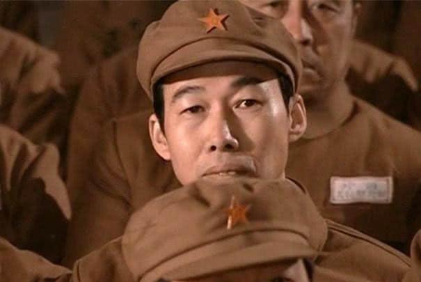 打上了反革命的标签,讽刺的是负责李云龙案子的人,是一位叫马天生的人