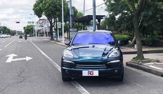 保时捷卡宴英国皇家绿鉴赏