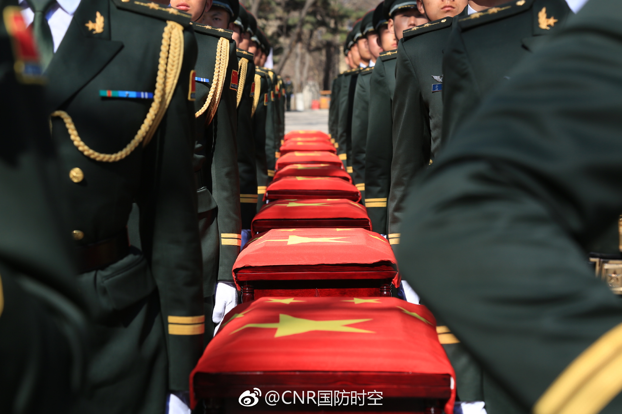 中韩双方将交接第九批在韩中国人民志愿军烈士遗骸(含视频)_手机新浪网
