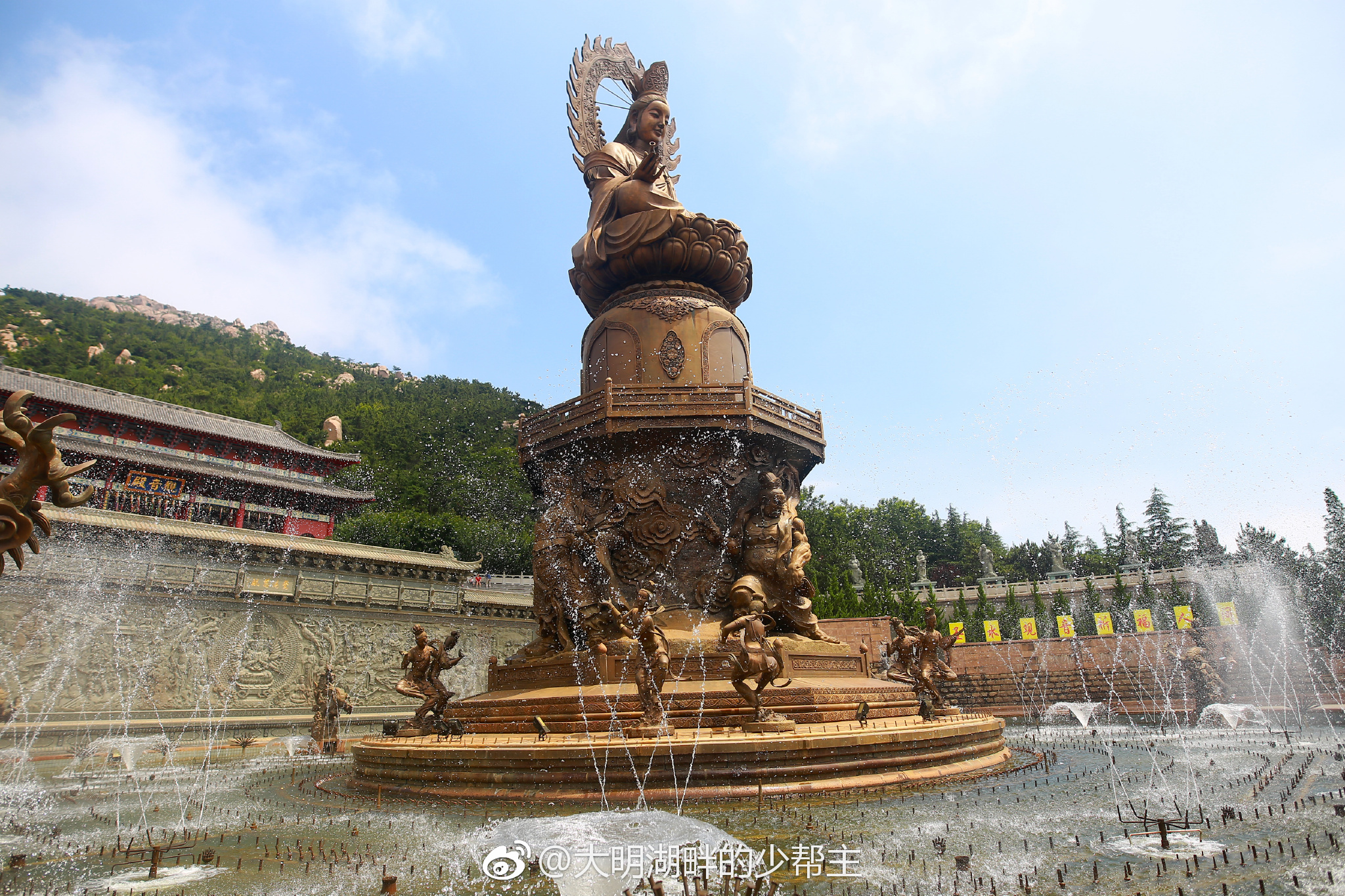 赤山法华院西侧有中国首创,震撼世界的观音动感音乐喷泉广场——极乐