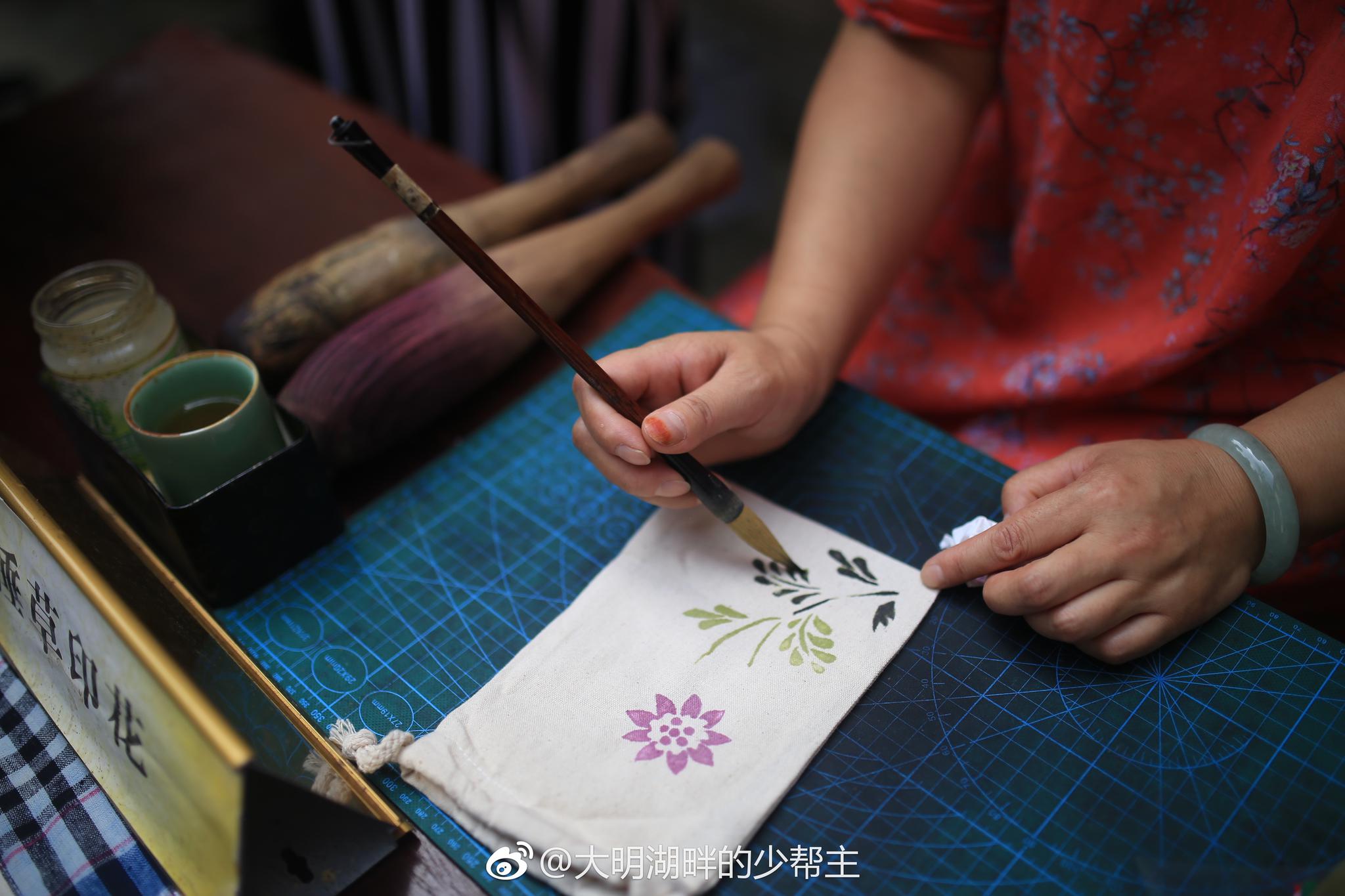 捶草印花是三门峡市陕州区一种独特的印染技艺