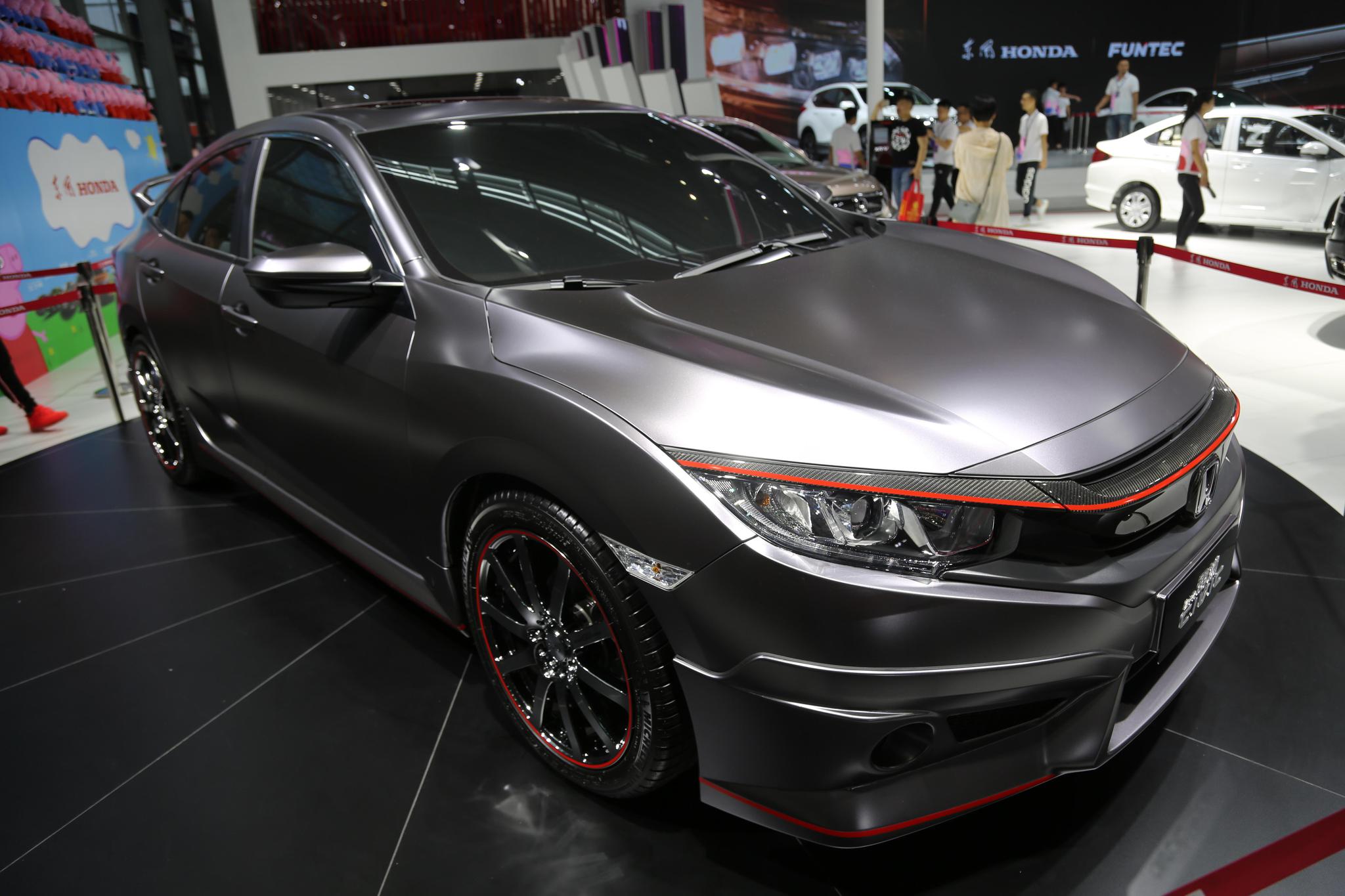 十代传奇,超越时代,东风honda第十代思域civic实拍!