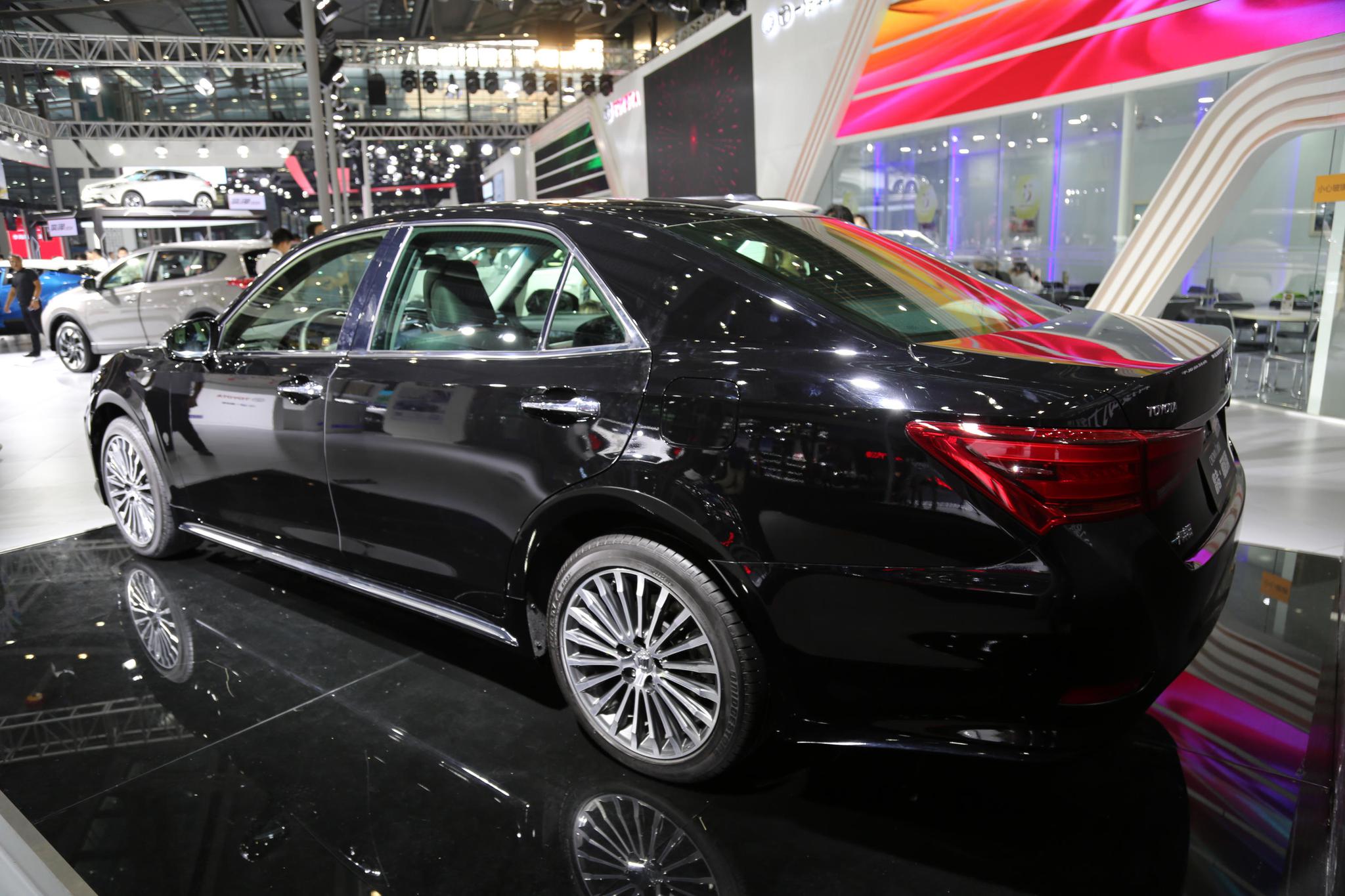 亚洲龙要来,丰田皇冠2.0t ,或将缺席2018广州国际车展!