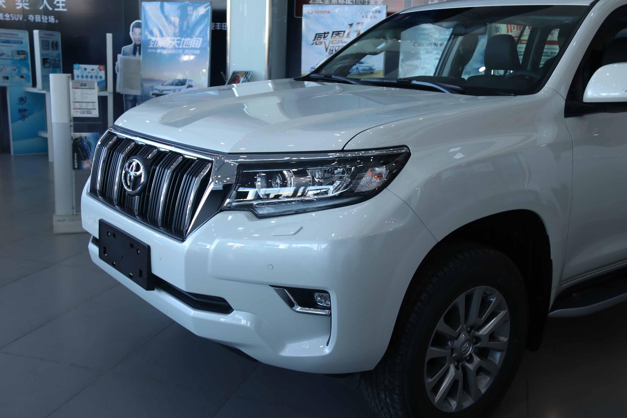 2018款的霸道全系车型都搭载的是3.