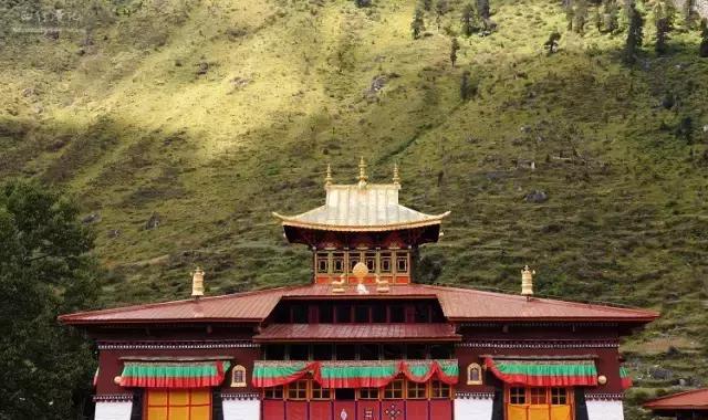 色达,一个长达7年的诱惑,终于找到这组照片了